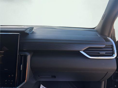 New 2026 GMC Acadia Elevation w/ LPO, Floor Liner Package image 16