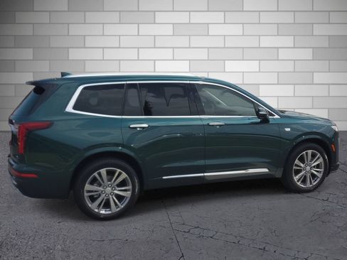 Certified 2024 Cadillac XT6 Premium Luxury w/ Technology Package FWD image 6
