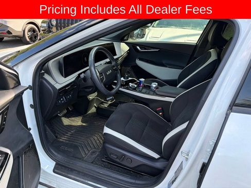 Used 2024 Kia EV6 GT-Line AWD/4WD image 4