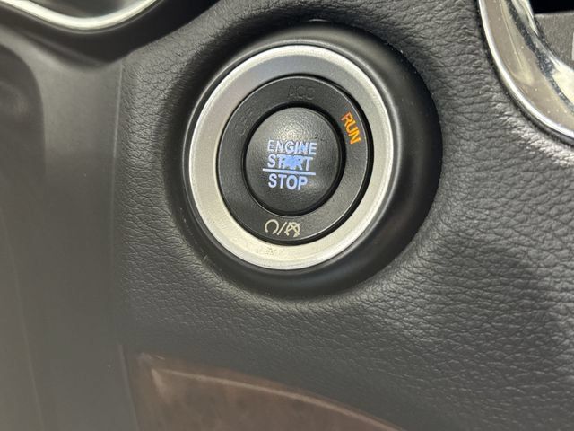 Used 2017 Dodge Durango Citadel w/ Technology Group RWD image 17