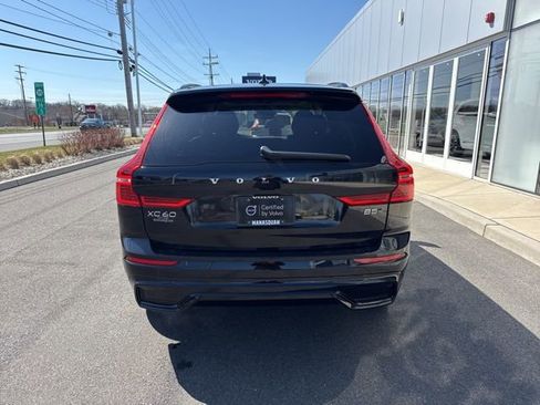Certified 2025 Volvo XC60 B5 Plus image 4