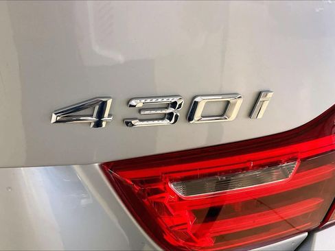 Used 2017 BMW 430i Convertible image 10