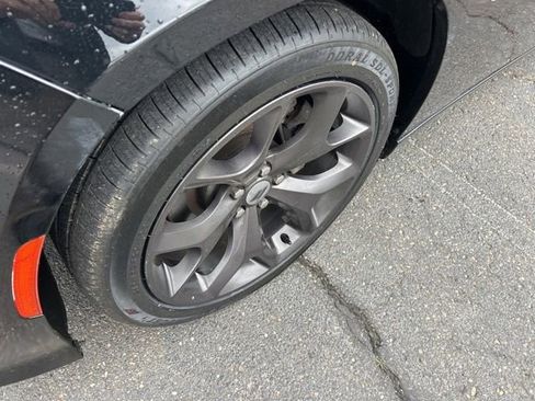 Used 2018 Dodge Charger R/T RWD image 18