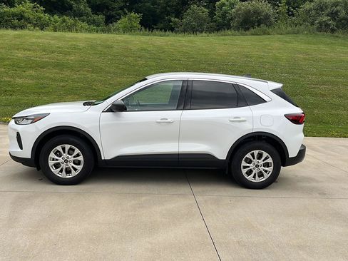 Used 2024 Ford Escape Active AWD/4WD image 8