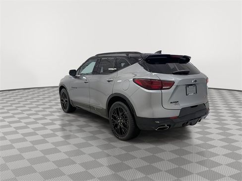 Certified 2023 Chevrolet Blazer RS w/ Driver Confidence II Package image 8