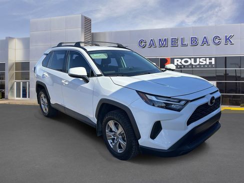 Used 2023 Toyota RAV4 XLE AWD/4WD image 3