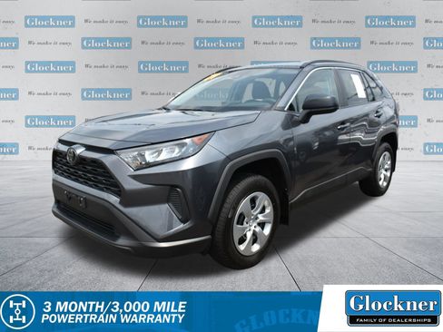 Used 2021 Toyota RAV4 LE FWD image 1