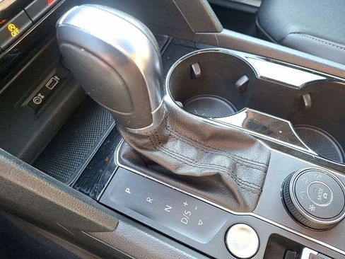 Used 2019 Volkswagen Atlas SEL image 22