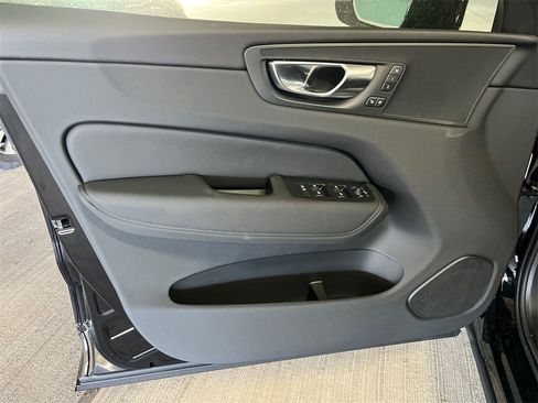 New 2026 Volvo XC60 B5 Plus w/ Protection Package Premier image 9