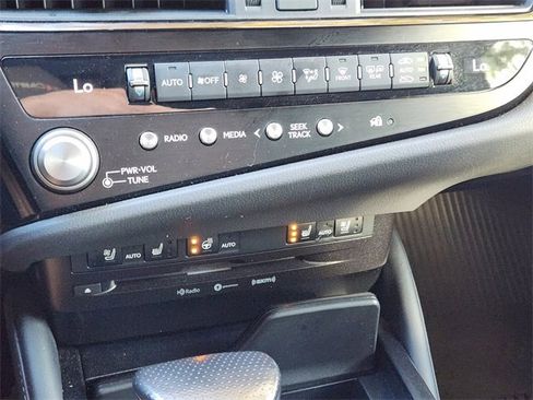 Used 2022 Lexus ES 350 F Sport image 19