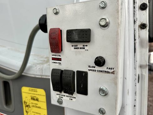 Used 2013 Mercedes-Benz Sprinter 3500 image 11