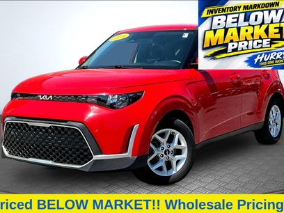 Used 2023 Kia Soul LX w/ LX Technology Package
