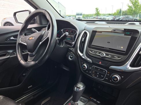 Used 2018 Chevrolet Equinox Premier image 7