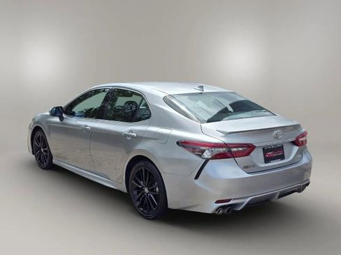 Used 2024 Toyota Camry XSE FWD image 7