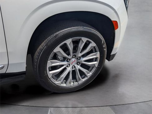 Used 2021 GMC Yukon Denali RWD image 37