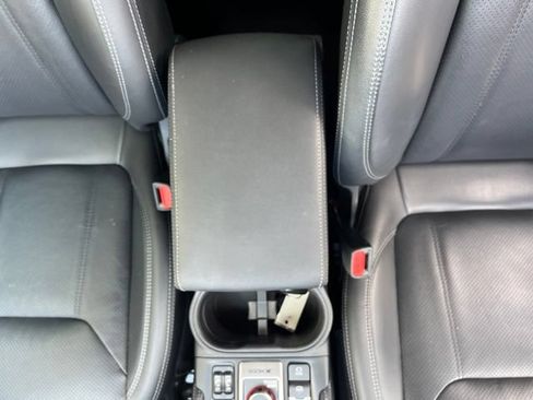 Used 2021 Subaru Forester Limited AWD/4WD image 11