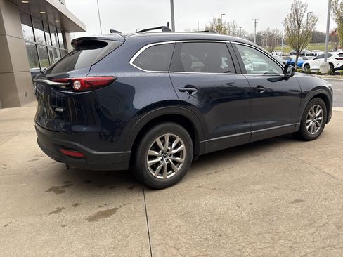 Used 2017 MAZDA CX-9 Touring image 10