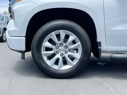 New 2025 Chevrolet Silverado 1500 Custom image 32