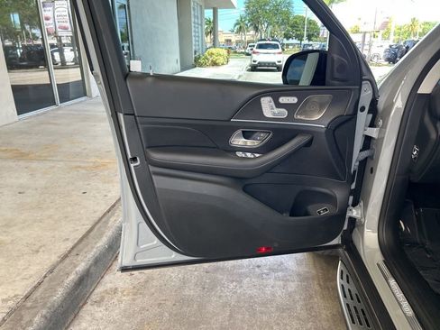 Used 2024 Mercedes-Benz GLE 350 4MATIC image 37