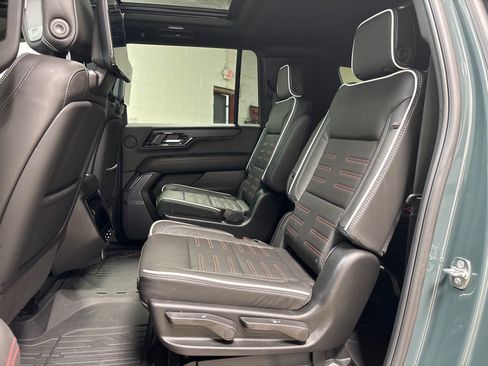 Used 2026 GMC Yukon XL AT4 Ultimate AWD/4WD image 27