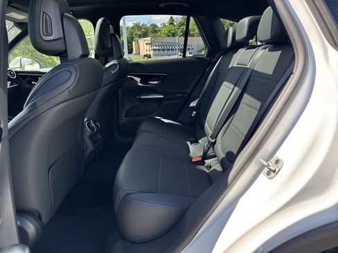 Certified 2025 Mercedes-Benz GLC 300 4MATIC image 11