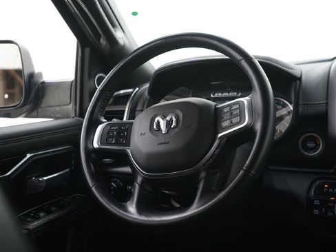 Used 2022 RAM 2500 Laramie AWD/4WD image 14
