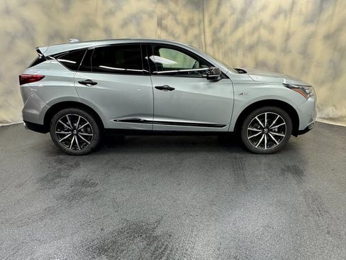 Used 2025 Acura RDX A-Spec image 9