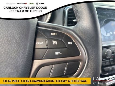 Used 2019 Jeep Grand Cherokee Laredo w/ Laredo X Package image 20