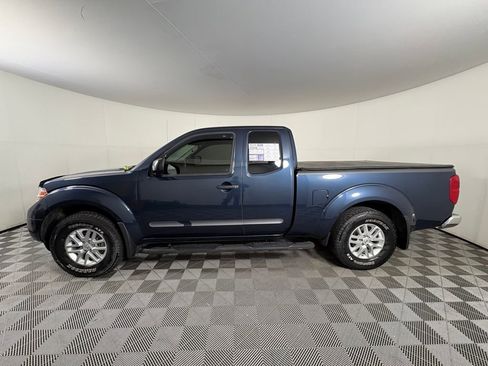 Used 2019 Nissan Frontier SV image 4