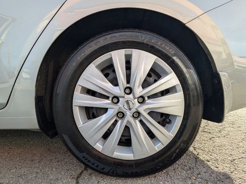 Used 2022 Nissan Sentra S w/ Trunk Package image 26