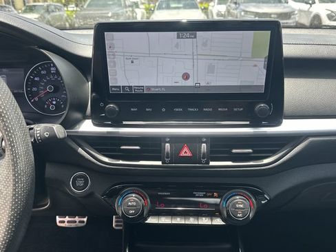 Certified 2023 Kia Forte GT-Line FWD image 17