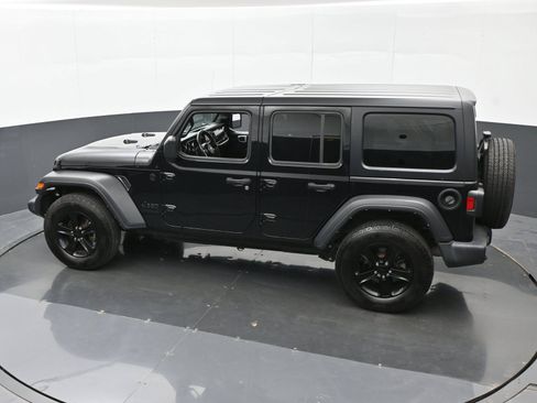 Used 2022 Jeep Wrangler Unlimited Sport AWD/4WD image 33