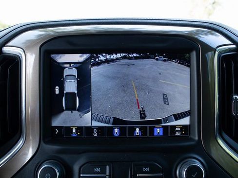 Used 2023 Chevrolet Silverado 3500 High Country w/ Technology Package AWD/4WD image 11