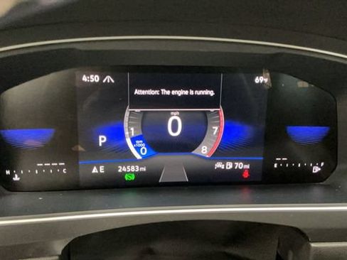 Certified 2024 Volkswagen Tiguan SE AWD/4WD image 23