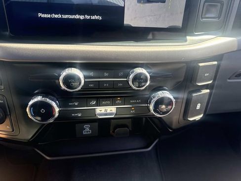 Used 2024 Ford F150 XLT w/ Tow/Haul Package image 25