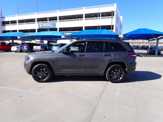 Used 2023 Jeep Grand Cherokee 30th Anniversary AWD/4WD image 2
