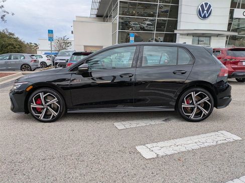 New 2026 Volkswagen GTI SE image 3