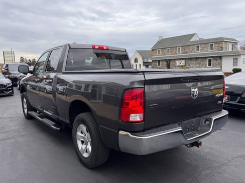 Used 2017 RAM 1500 Classic SLT image 6