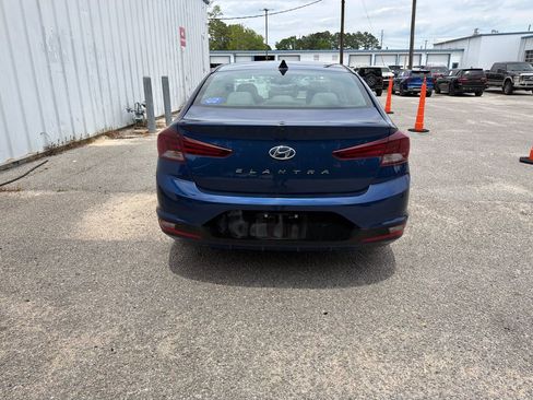 Used 2020 Hyundai Elantra SEL FWD image 7