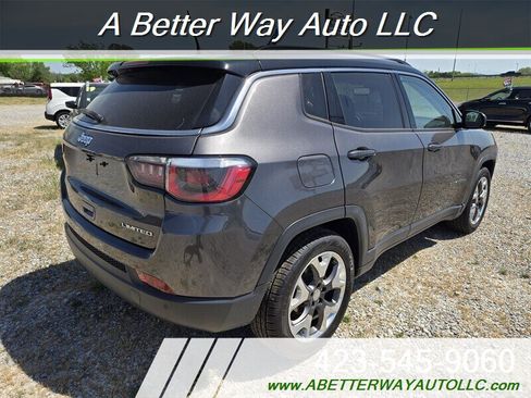 Used 2019 Jeep Compass Limited w/ Safety & Security Group FWD image 4