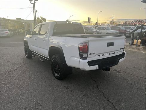 Used 2019 Toyota Tacoma TRD Pro image 5