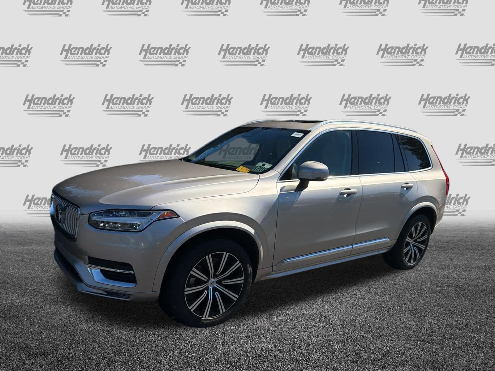 Used 2024 Volvo XC90 B6 Core w/ Protection Package Premier AWD/4WD image 8