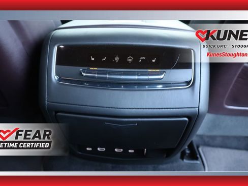 Used 2024 Cadillac Escalade ESV Sport Platinum w/ LPO, ONYX Package image 29