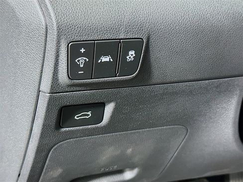 Used 2024 Kia K5 GT w/ GT1 Package image 10