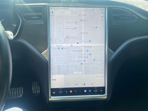 Used 2016 Tesla Model X Performance AWD/4WD image 16