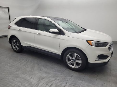 Used 2020 Ford Edge Titanium w/ Equipment Group 301A AWD/4WD image 11