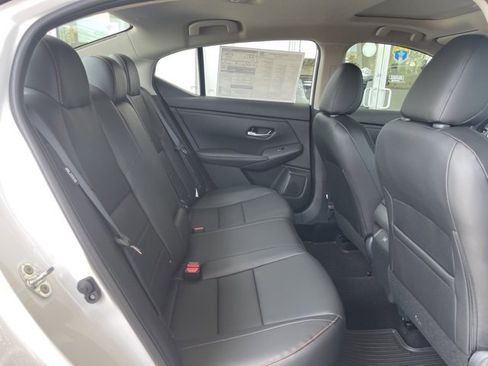 New 2025 Nissan Sentra SR w/ SR Premium Package image 17