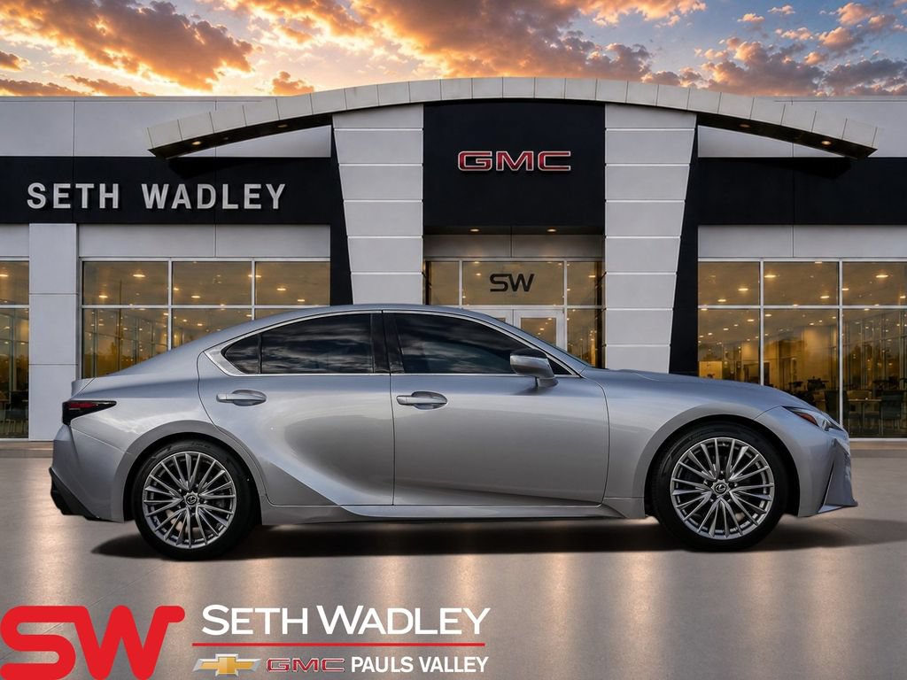 Used 2022 Lexus IS 300 w/ Premium Package RWD image 8