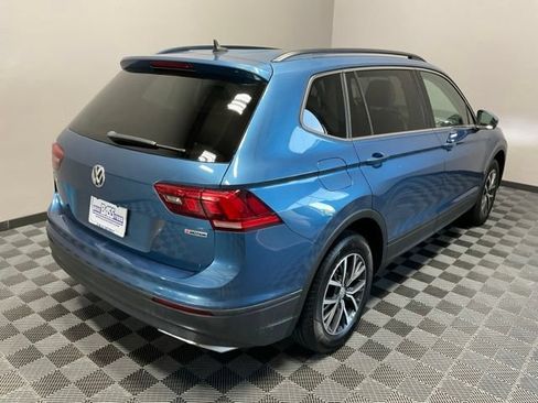 Used 2019 Volkswagen Tiguan SE w/ Panoramic Sunroof Package AWD/4WD image 8