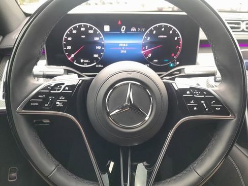 Certified 2025 Mercedes-Benz S 580 4MATIC Sedan image 5